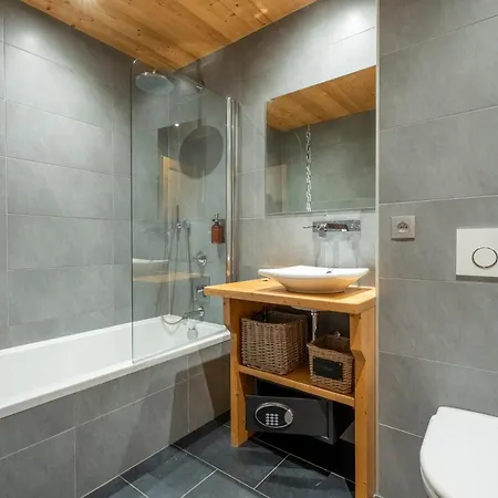 Alojamento de Acomodação e Pequeno-almoço Virolet Jacuzzi Hammam Cheminee 15 Pers - Multipass 4*